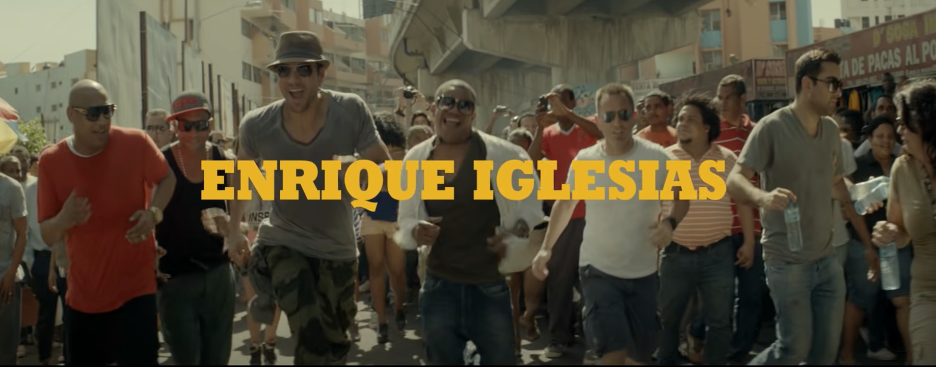Enrique Iglesias / Foto: Enrique Iglesias - Bailando - YouTube