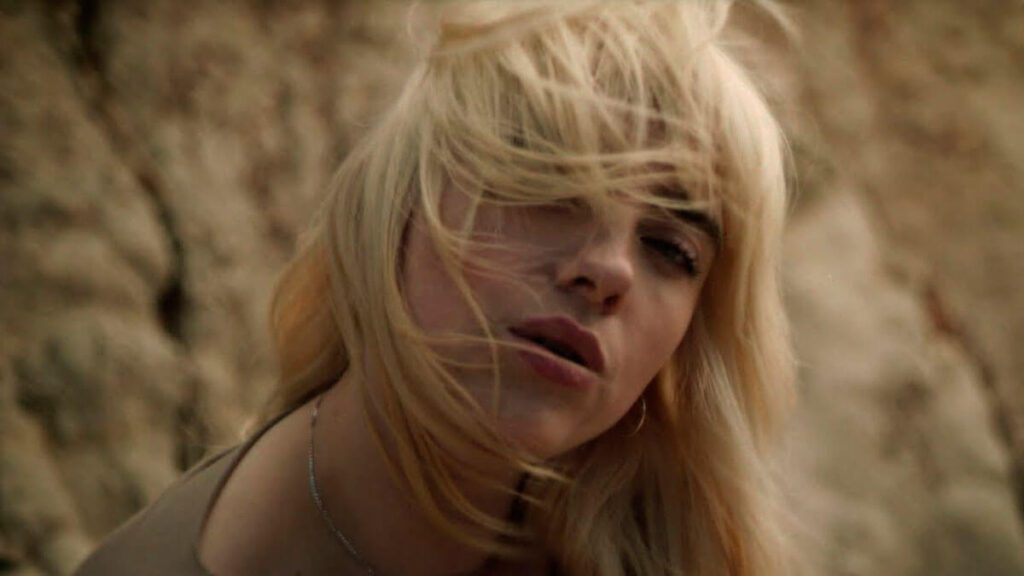 Billie Eilish lanza su nuevo éxito "Your Power"