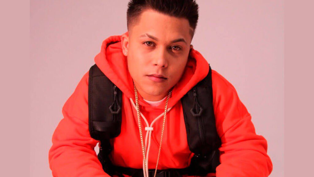 Lionixx presenta Follow