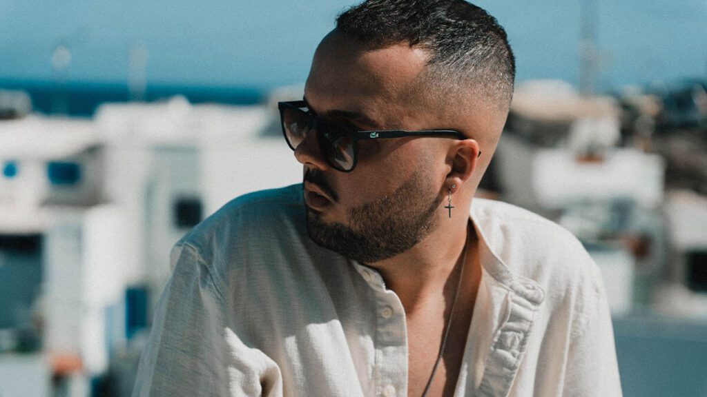 Dellacruz y Playacoco crean “Una Hora Menos”