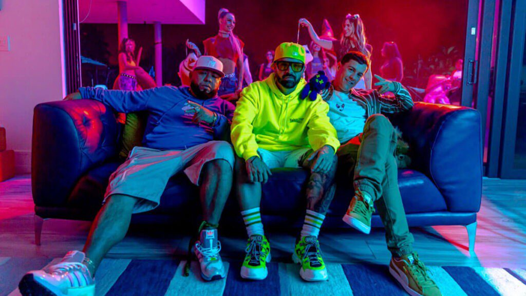 Mike Bahía, Guaynaa y Ñejo