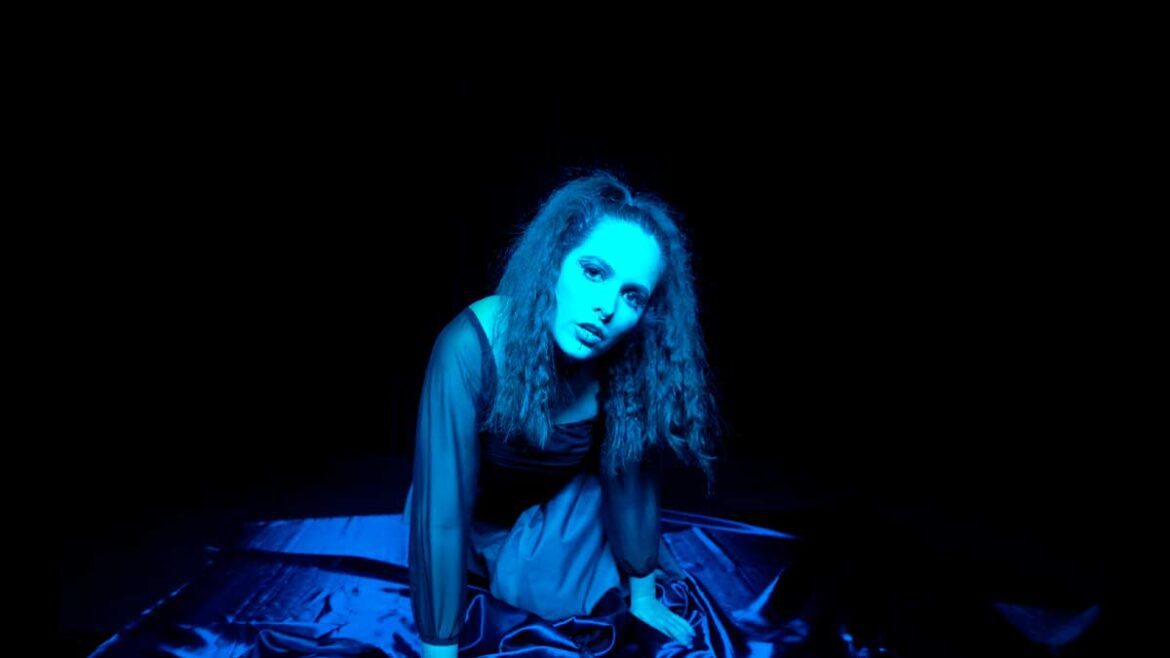 Ysa Bermejo lanza nuevo tema