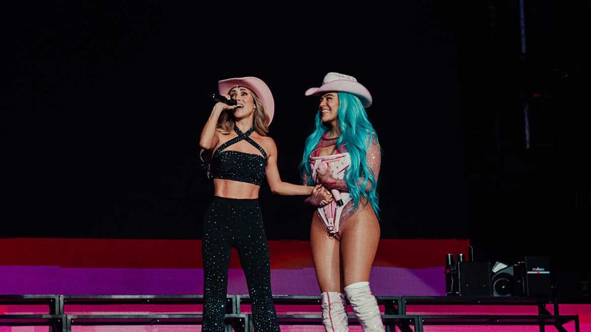 Anahí y Karol G presentan “Sálvame” / Foto: Universal Music Group