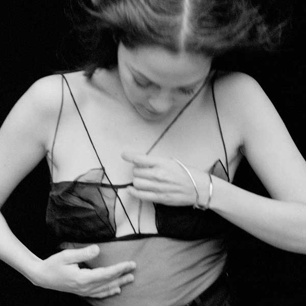 “De todas las flores”, la canción que detonó el nuevo álbum de Natalia Lafourcade 1 Natalia Lafourcade lanza nueva cancion