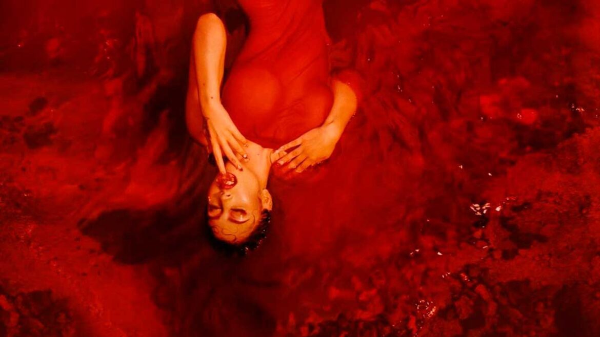 Kali Uchis presenta "Red Moon In Venus"