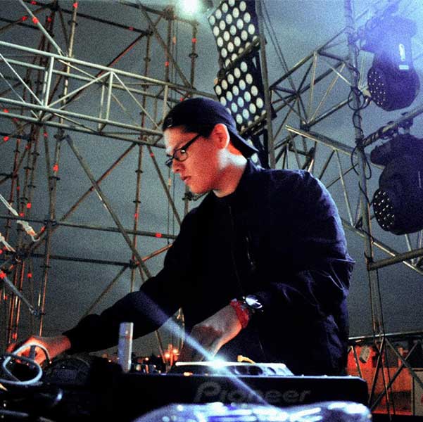 Darysson el DJ peruano