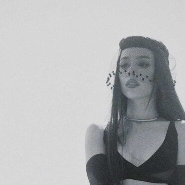 Aún te quiero el nuevo video de Danna Paola