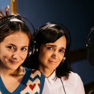 Rigoberta Bandini y Julieta Venegas