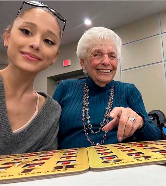 Nonna y Ariana Grande