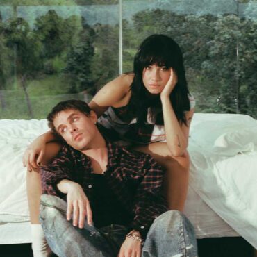 Aitana y Sen Senra en "Hermosa Casualidad". / Foto: Universal Music Group