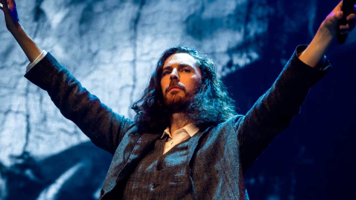 Hozier lanza edición de vinilo "Wasteland, Baby!"