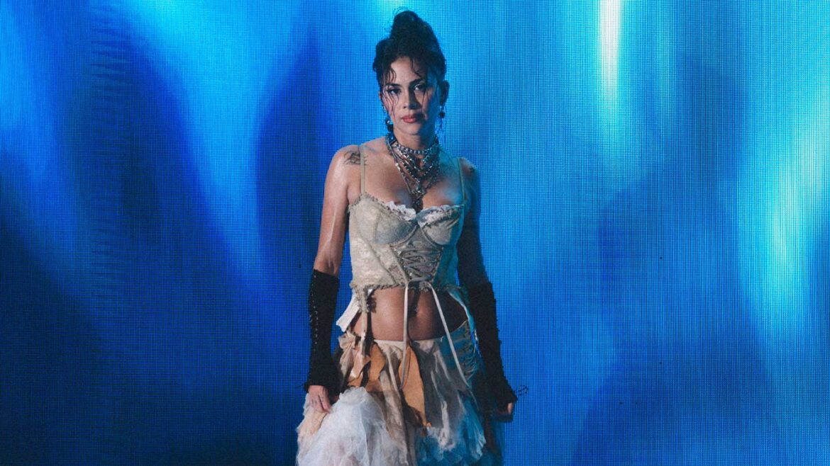 Greeicy presenta A veces a besos