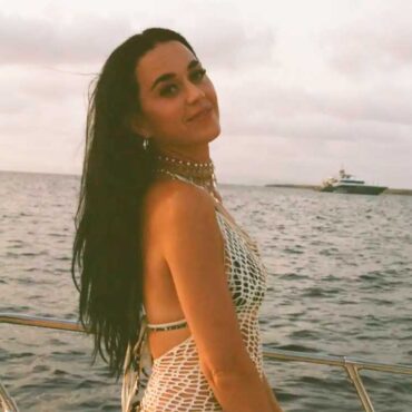 LIFETIMES lo nuevo de Katy Perry. | Foto: Aidan Cullen