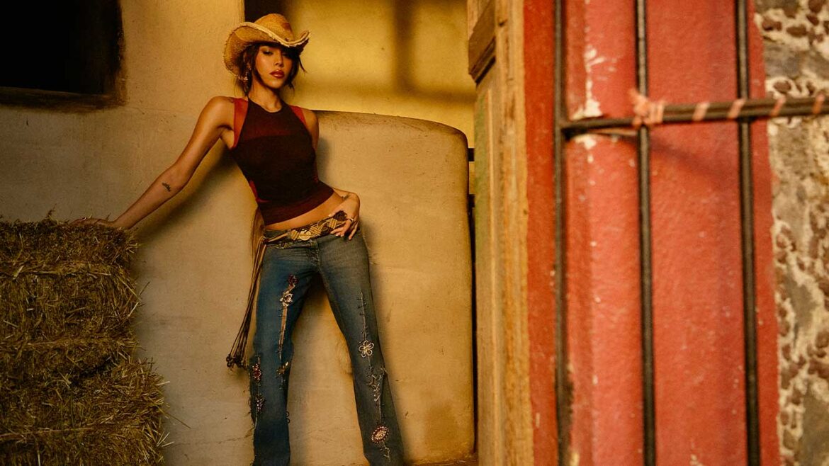 Danna Paola lanza Khe Calor