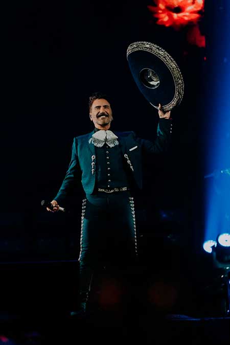 Alejandro Fernandez Nominado