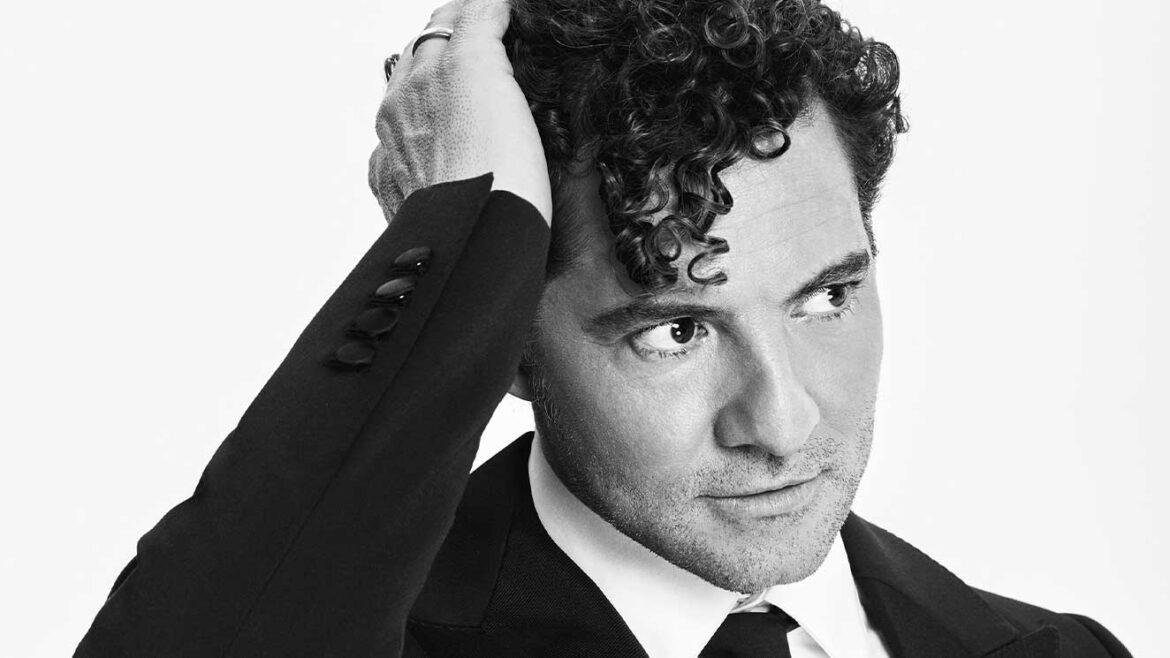 Camilo Sesto regresa de la voz de David Bisbal